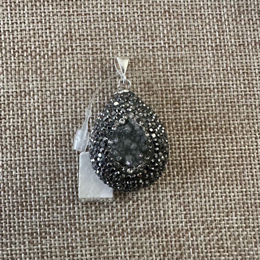Elegant sterling Silver Teardrop Pendant with druzy and rhinestone